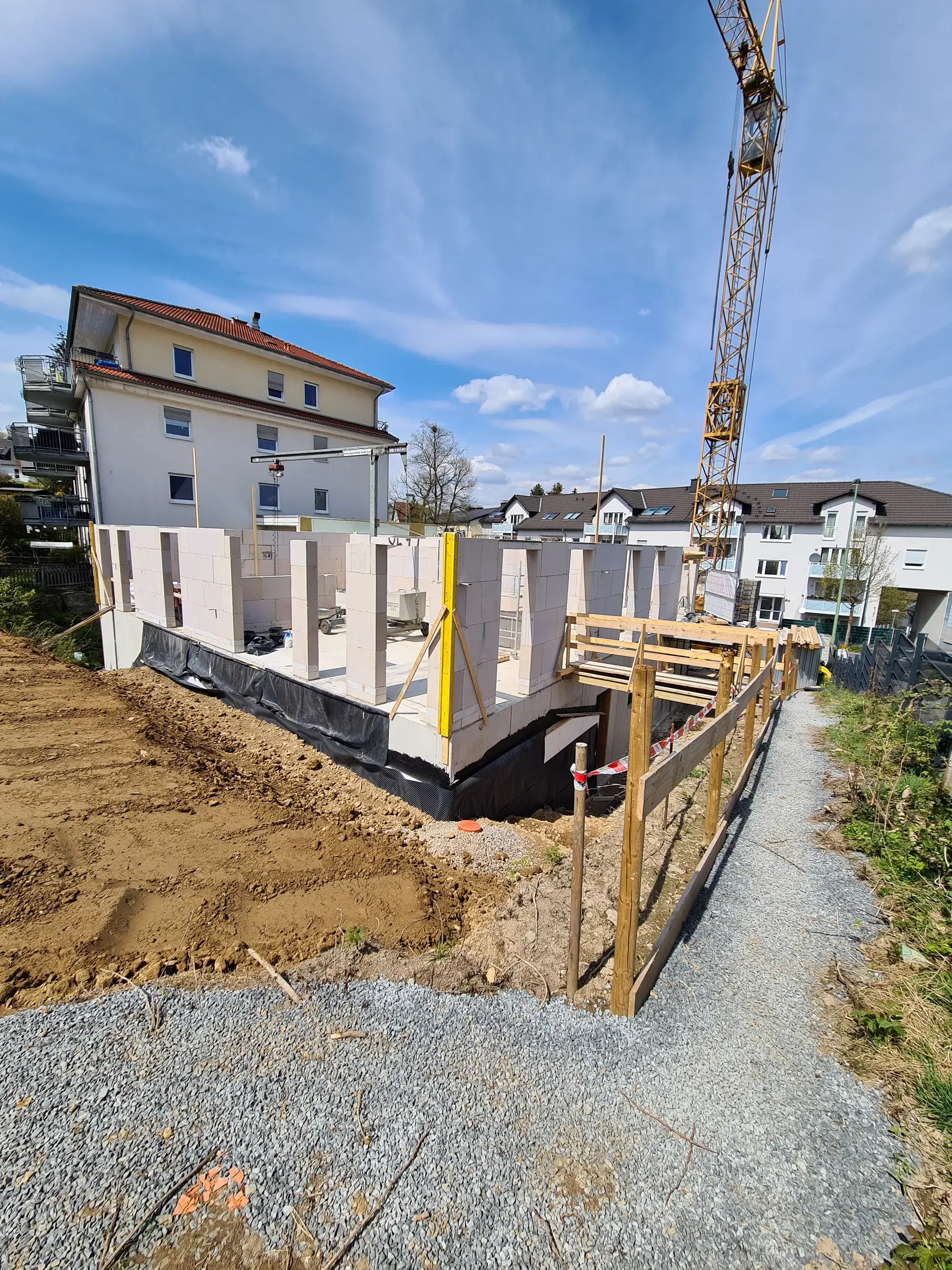 Mehrfamilienhaus, Lüdenscheid – Kellerwände im Bau