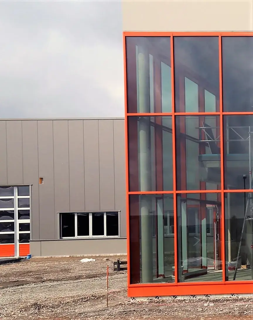 Radolid, Schalksmühle – Glasfassade am Treppenhaus